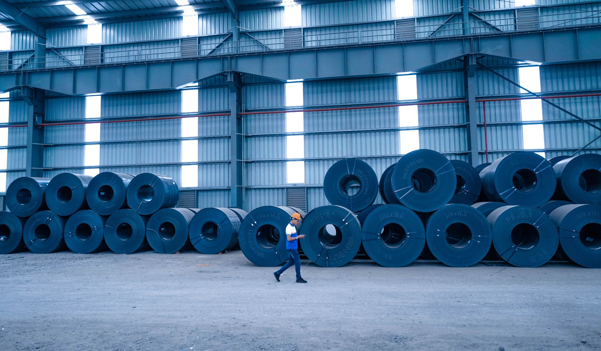 POMINA FLAT STEEL